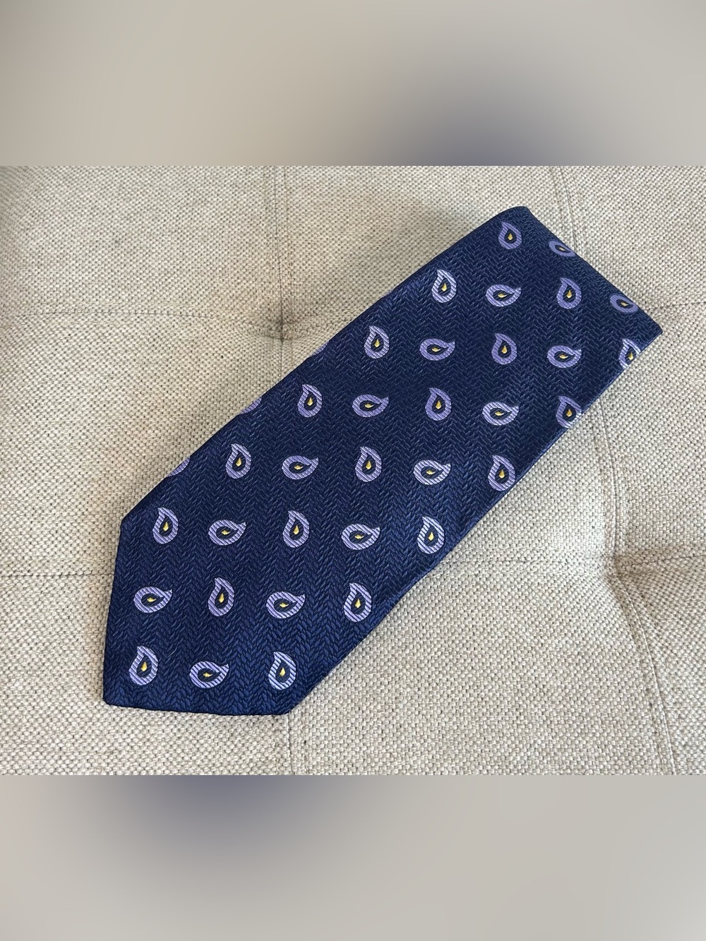 Robert Talbott Best Of Class Silk Tie Necktie 57” X4" Paisley Blue Purple USA